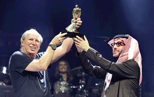 هانز زيمر يبهر «موسم الرياض» بليلة استثنائية 