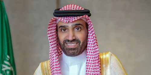  وزير الموارد البشرية