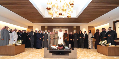 ديوانية القلم الذهبي في الرياض تفتح أبوابها 