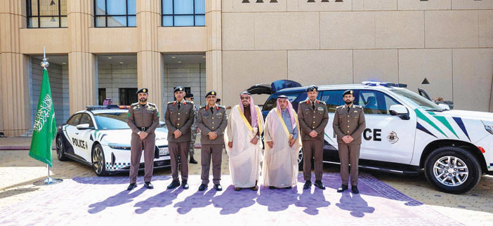 أمير منطقة القصيم يطلع على الهوية الجديدة لدوريات أمن الطرق