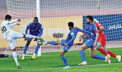  نيوم يعزز صدارته بنقاط النجمة