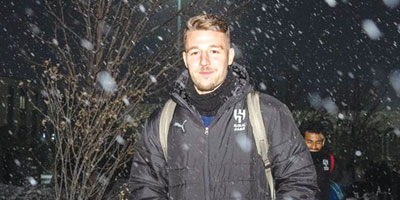 الثلوج والطقس البارد وجملة غيابات يجهزون كبير آسيا لمواجهة بختاكور  ‏ 