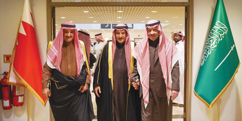 سفير خادم الحرمين لدى البحرين يقيم مأدبة إفطار 