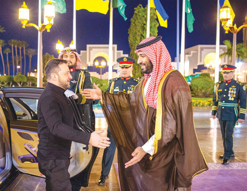  سمو ولي العهد والرئيس الأوكراني خلال لقائهما في جدة