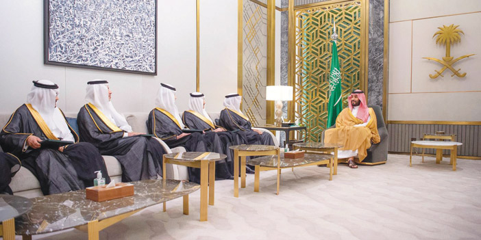  سمو ولي العهد خلال استقباله السفراء