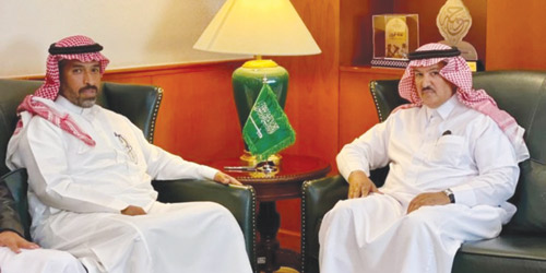 محافظ المجمعة يستقبل رئيس جمعية سدير الخضراء