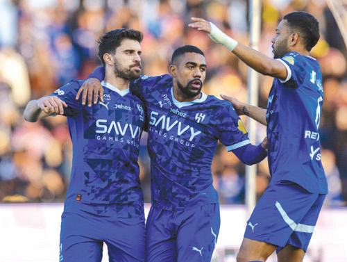  الهلال يعاني من غيابات بالجملة