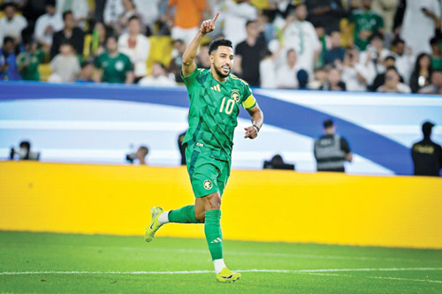 واصل تألقه واحتكاره لجوائز الأفضلية في آسيا.. 