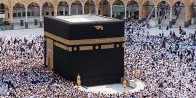 تفاصيل هندسية بسطح الكعبة المشرفة منفذة بأحدث المواصفات العالمية وأجودها 