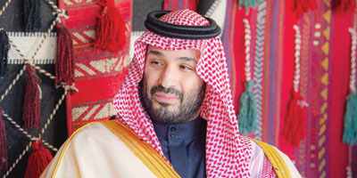 السعوديون يحتفلون بالذكرى الثامنة لبيعة ولي العهد ويرددون: سِرْ بنا للمجد 