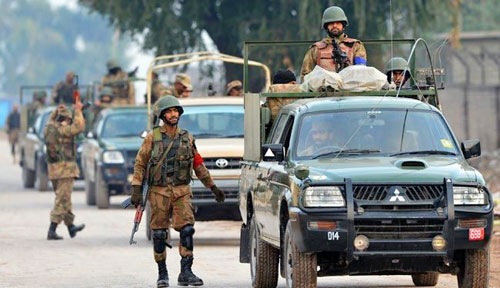 باكستان ...مقتل 10 مدنيين خلال عملية ضد مسلحين 