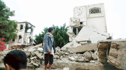 اليمن.. عشرات الغارات الأميركية تستهدف مواقع حوثية 