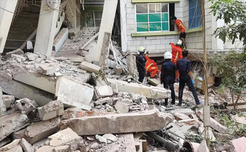 ارتفاع حصيلة ضحايا زلزال ميانمار إلى أكثر من 2700 قتيل 