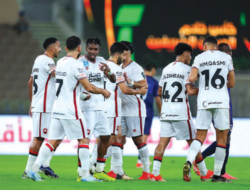  الرائد يعاني في الدوري.. ويتطلع لكتابة تاريخ جديد