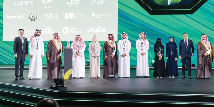 بحضور أكثر من 13 ألف مشارك من 120 دولة 