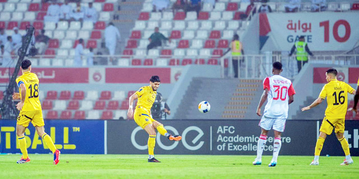 أضاع كل فرص الانتصار ومنها ضربة جزاء.. 