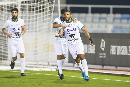  النجمة استعد للقاء الجبلين