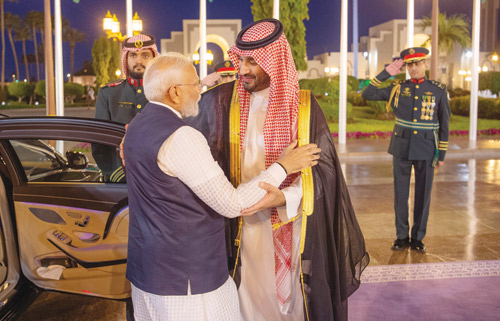 عقدا جلسة مباحثات رسمية ورأسا مجلس الشراكة الإستراتيجية السعودي الهندي 