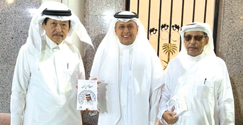 د. عثمان الصيني وعطاالله الجعيد ود. عائض الثبيتي