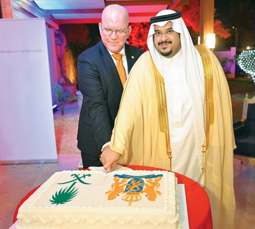نائب أمير منطقة الرياض يُشرّف حفل سفارة هولندا 