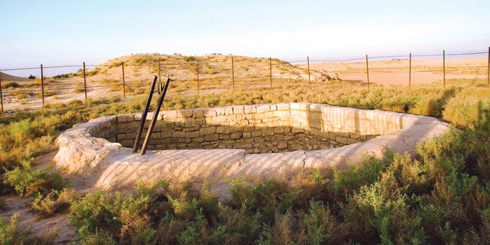 الآبار اليدوية القديمة في الحدود الشمالية.. شواهد على عبقرية الإنسان وصموده 