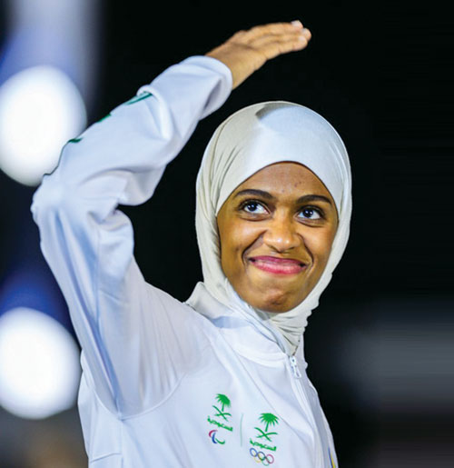  دنيا أبو طالب