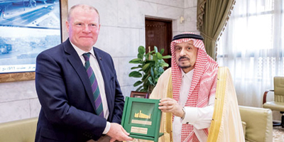 أمير منطقة الرياض يستقبل سفير أستراليا 