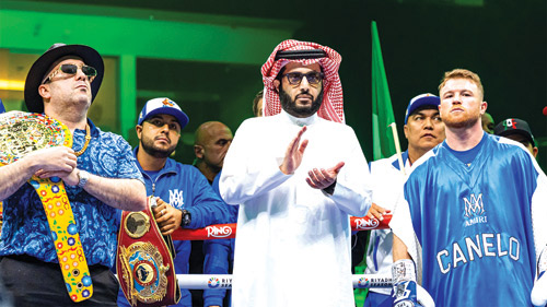 المكسيكي كانيلو ألفاريز بطلا للعالم للوزن المتوسط الفائق 