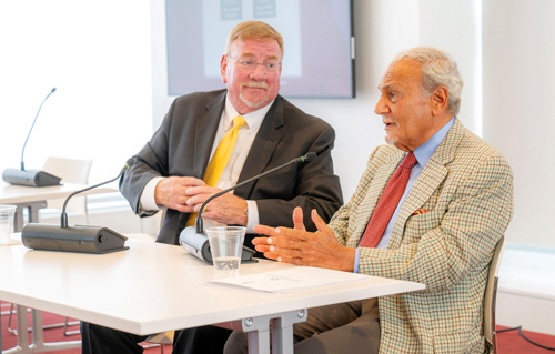 بحضور الأمير تركي الفيصل 