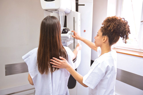 استخدام الذكاء الاصطناعي في الكشف المبكر عن سرطان الثدي 