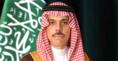 وزير الخارجية يبحث مع نظيره الأمريكي التطورات الإقليمية والدولية 