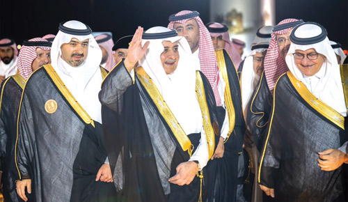 الأمير فهد بن سلطان يرعى حفل تخريج طلاب وطالبات جامعة تبوك 