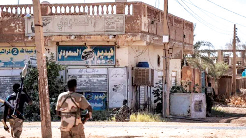 انفجارات واشتباكات بين الجيش والدعم السريع في أم درمان 