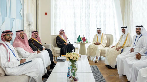 الخريف يبحث تعزيز التعاون والتكامل الصناعي مع وزير التجارة والصناعة القطري 