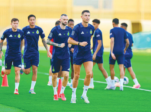  لقطة من تدريب النصر