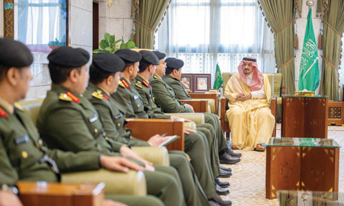 أمير منطقة الرياض ونائبه يستقبلان مدير عام السجون 