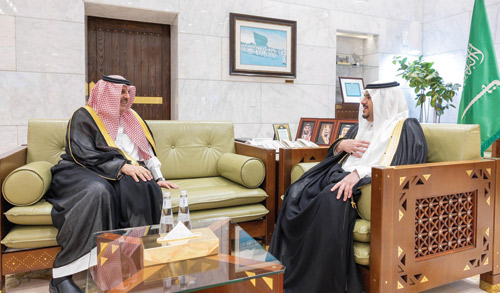 نائب أمير منطقة الرياض مستقبلا نائب وزير الداخلية المكلف