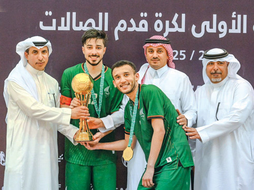 «النور» بطل الدرجة الأولى للصالات 