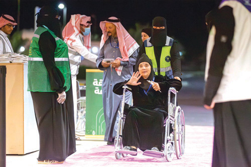  لقطات من داخل المنفذ