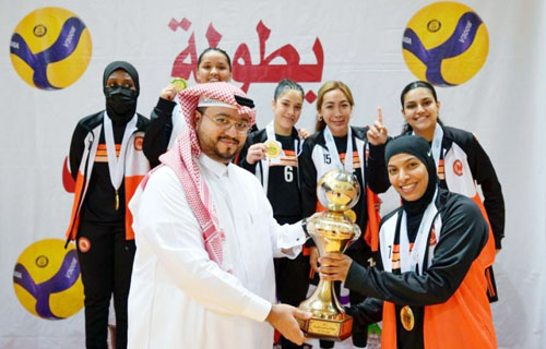 «العنقاء» يتوّج بكأس «نافس» لطائرة السيدات 