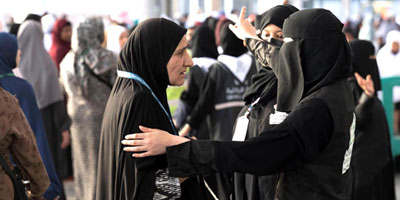 سعوديات في خدمة ضيوف الرحمن: من الأمن إلى الرعاية والإرشاد 