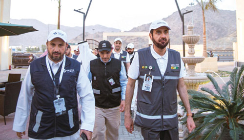  جولة وزير الحج في صعيد عرفة