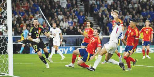  من لقاء إسبانيا وفرنسا 5-4