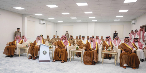  وزير الداخلية مفتتحاً مقر القيادة العامة لمهام الحج والعمرة