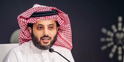 رئيس هيئة الترفيه يعلن إقامة نزال عالمي بين كانيلو وكروفورد 