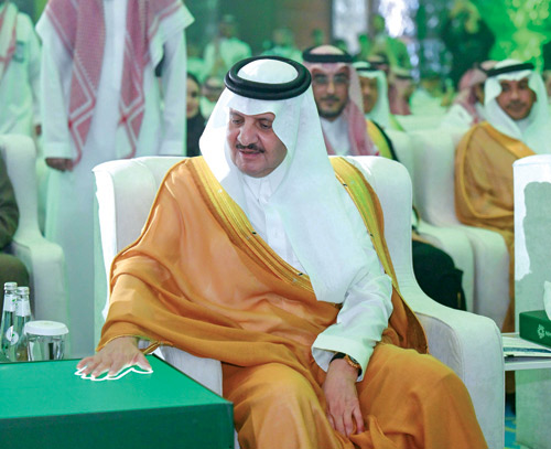 أمير المنطقة الشرقية يطلق وجهة «لازورد» في الخُبر بأكثر من 8 آلاف وحدة سكنية 