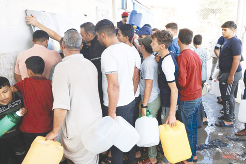 «الأونروا» تحذر من تدهور الوضع الصحي في غزة 