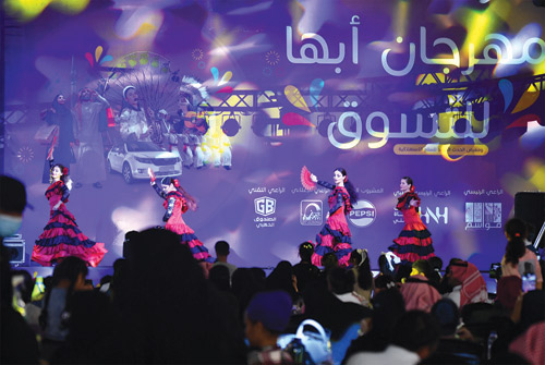انطلاق مهرجان أبها للتسوق بمشاركات دولية وبرامج ترفيهية 