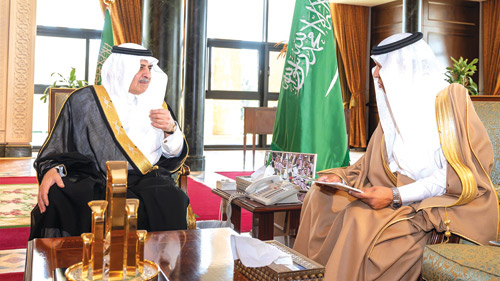 أميرمنطقة تبوك يطّلع على تقرير فرع وزارة النقل 