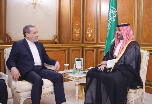 خلال لقاء تناول العلاقات الثنائية بين البلدين الشقيقين 